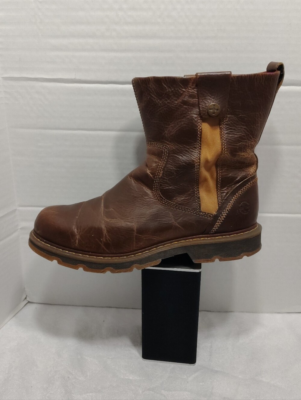 Dr. Martens Boots, Men # 11 US, Leather Made - Picture 6 of 9